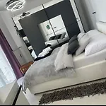 Fiorino Apartment-studio With Balcony 아파트 리예카