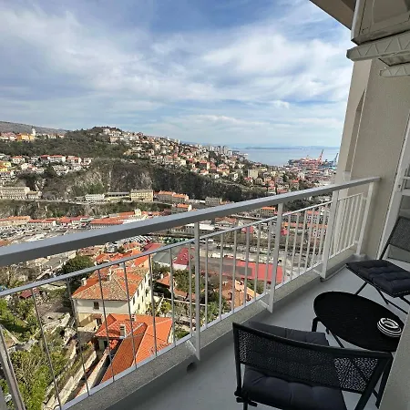 Fiorino Apartment-studio With Balcony