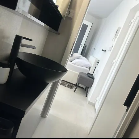 Fiorino Apartment-studio With Balcony