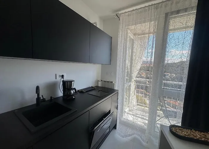 Fiorino Apartment-studio With Balcony Rijeka
