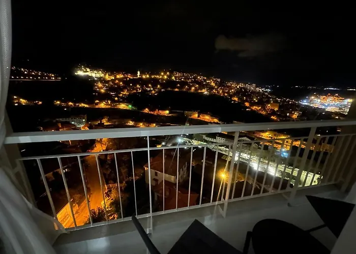 Daire Fiorino Apartment-studio With Balcony *