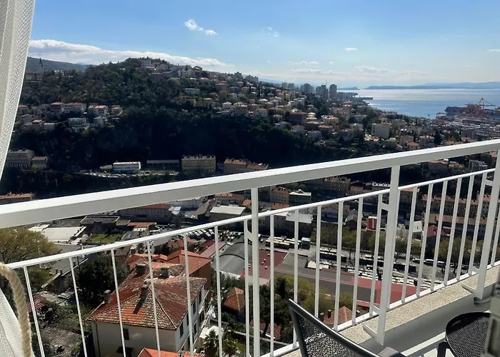 Fiorino Apartment-studio With Balcony Daire