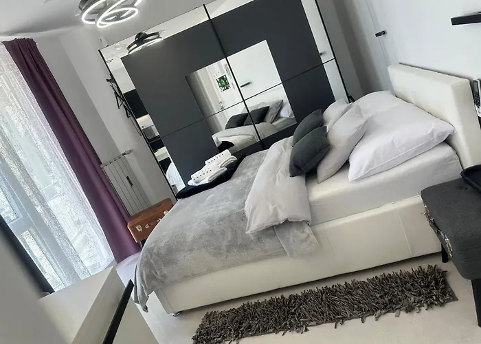 Fiorino Apartment-studio With Balcony Daire Rijeka